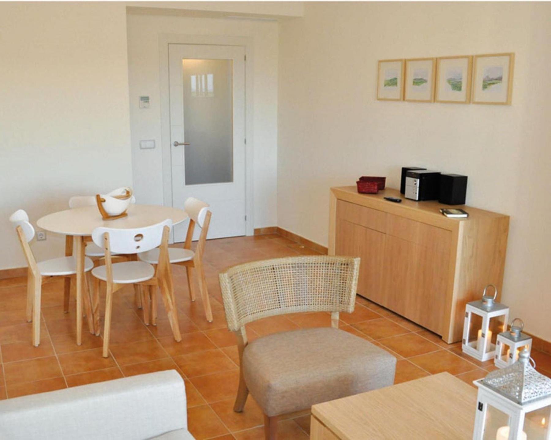 2127-Superb 2 Bedrooms , Lovely Terraces And Pool 산 로케 외부 사진
